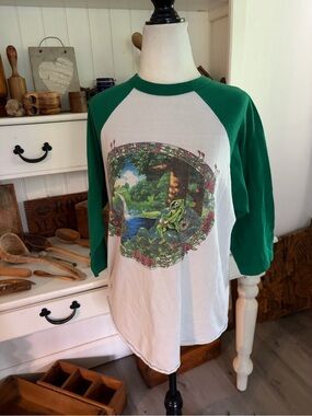 Grateful Dead 1984 Tour Green & White Raglan Graphic Tee